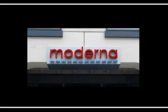 Moderna stock and personalised mRNA cancer vaccine trial news