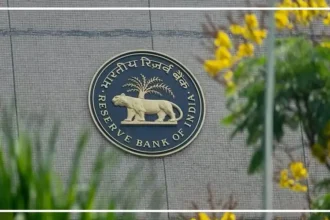 RBI new deposit rules showing changes to bank FD interest rates from October 1